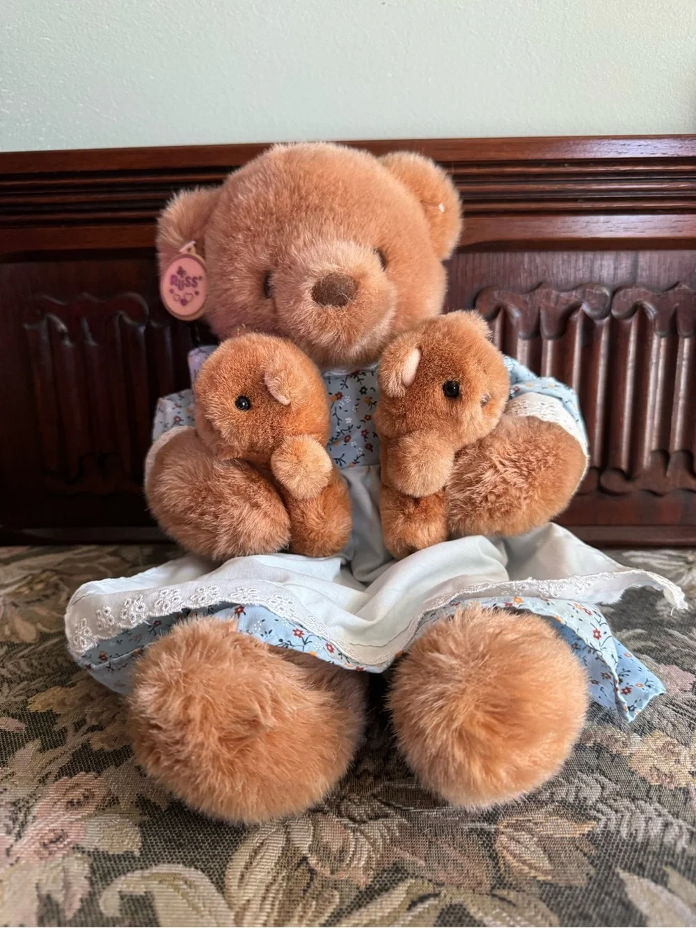 Vintage Russ Berrie mother bear plush